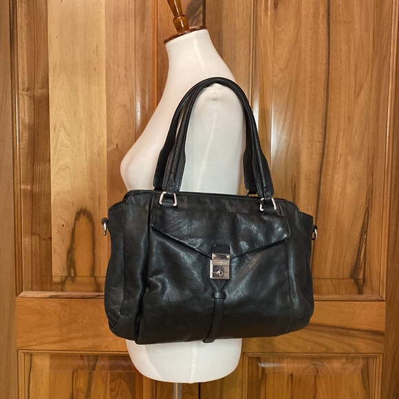 Cole Haan - Classic Black Leather Shoulder Bag - EUC - Picture 16 of 17